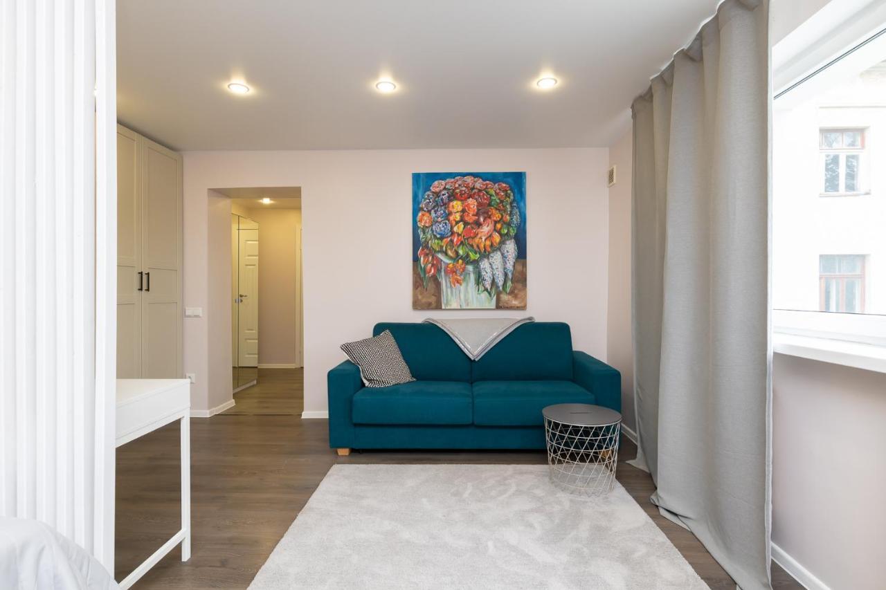 Cozy Stylish Studio Apartment With Free Parking By Centralapartments Tallinn Exterior photo